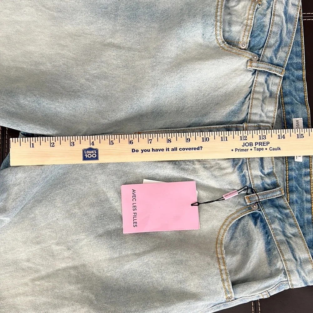 NWT Avec Les Filles Women’s Light Wash Jeans Sz 31 - Picture 10 of 11